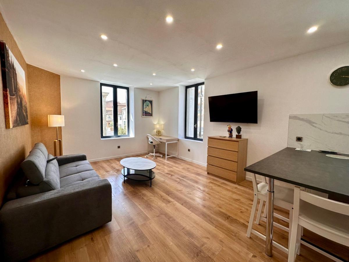 קרקסון Les Appartements Du Palais מראה חיצוני תמונה